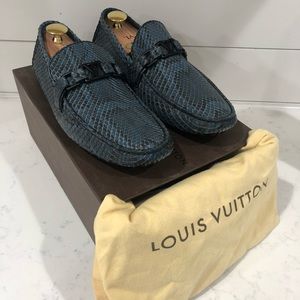 *AUTH* Louis Vuitton Python Hockenheim